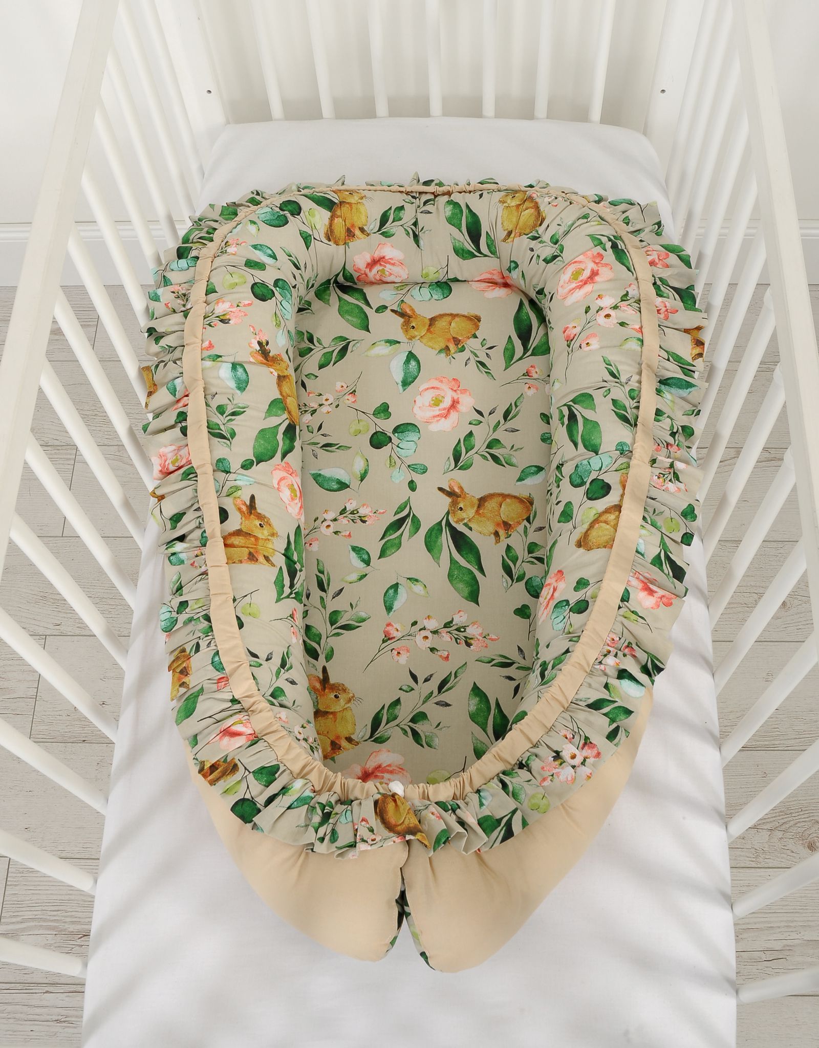 Gnezdece z volančki - zajčki z rožicami bež