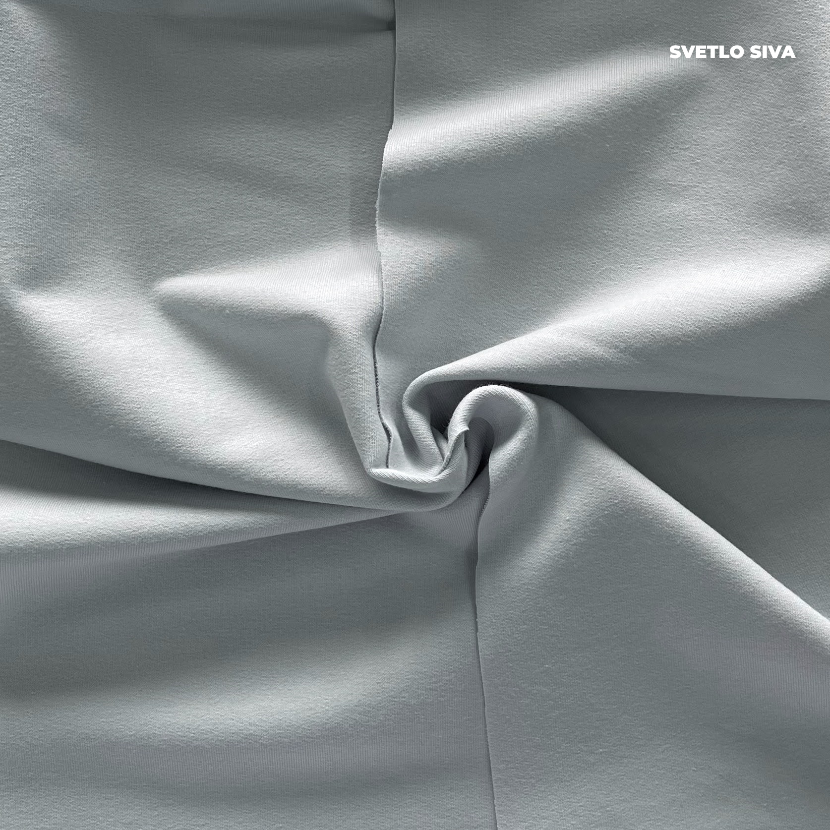 svetlo siva